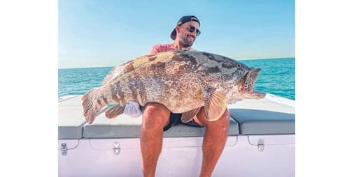 الحداق سالم الحبيل يكشف أسرار صيد الهامور والتونة العمانية